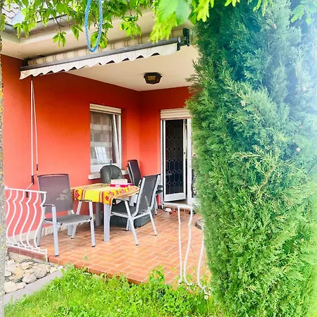 Séjour chez l'habitant And Cozy House Frisange